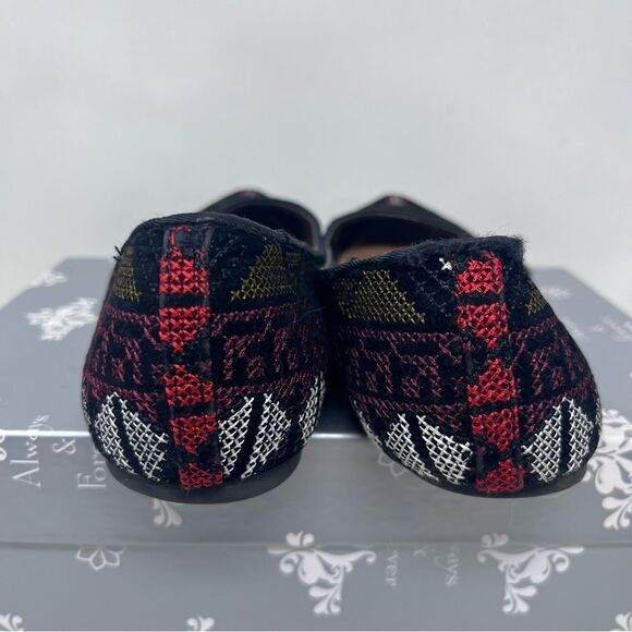 Rampage Caela Embroidered Aztec Southwestern Flats 7.5 - Picture 7 of 9